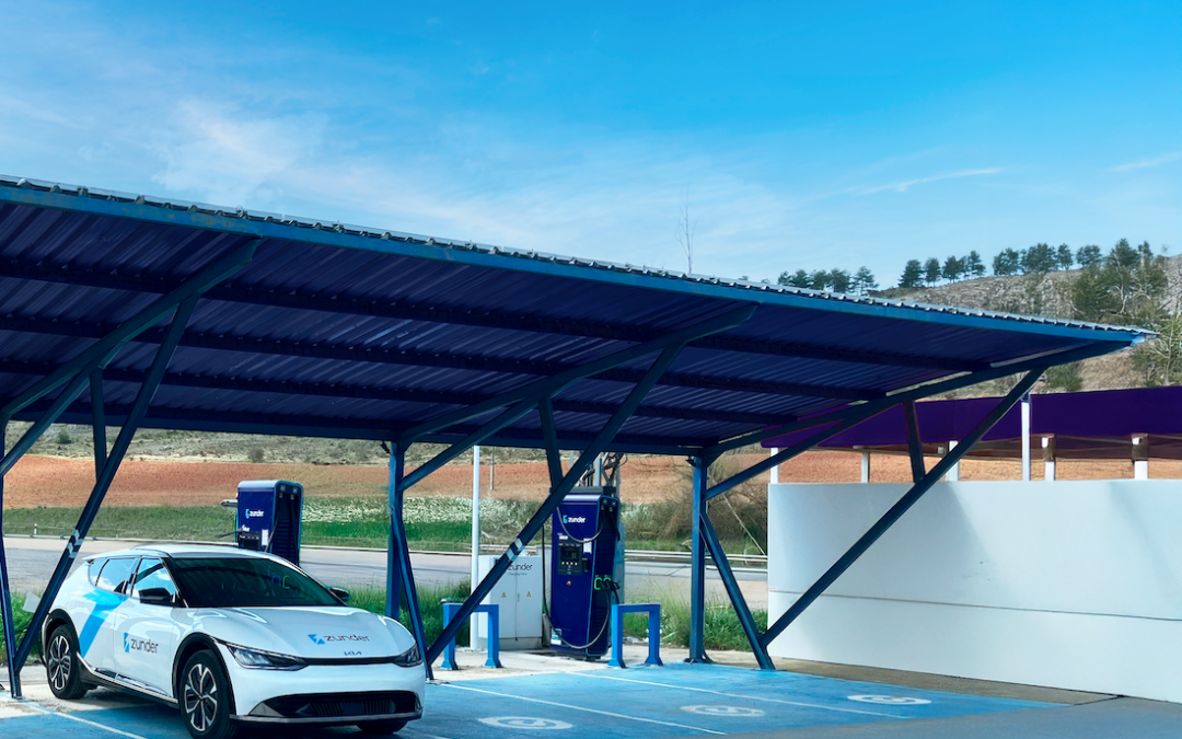 Estación de Carga Zunder en Puerta de la Montaña