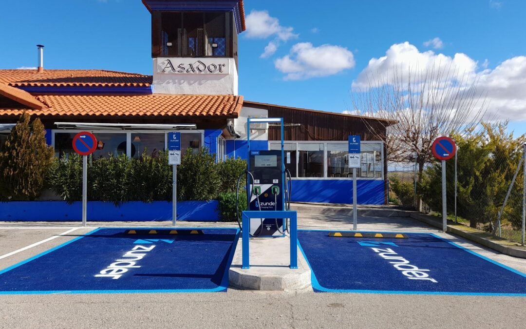 Estación de Carga Ultra-rápida Zunder en Venta del Tizón (Manzanares)