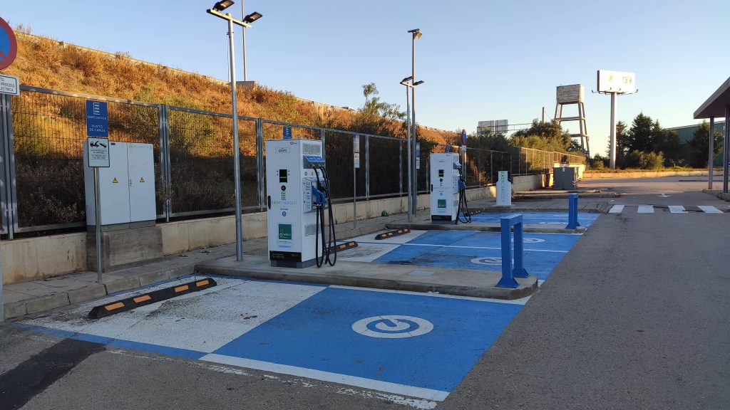 Fotografía de la nueva Estación de Carga de EasyCharger en L´Aldea