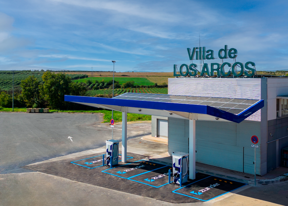 Estación de Carga Ultra-rápida de Zunder en Los Arcos