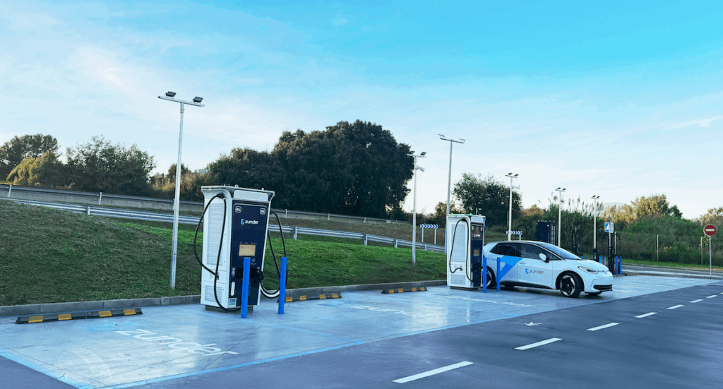 Estación de Carga Ultrarrápida de Zunder en Sabadell