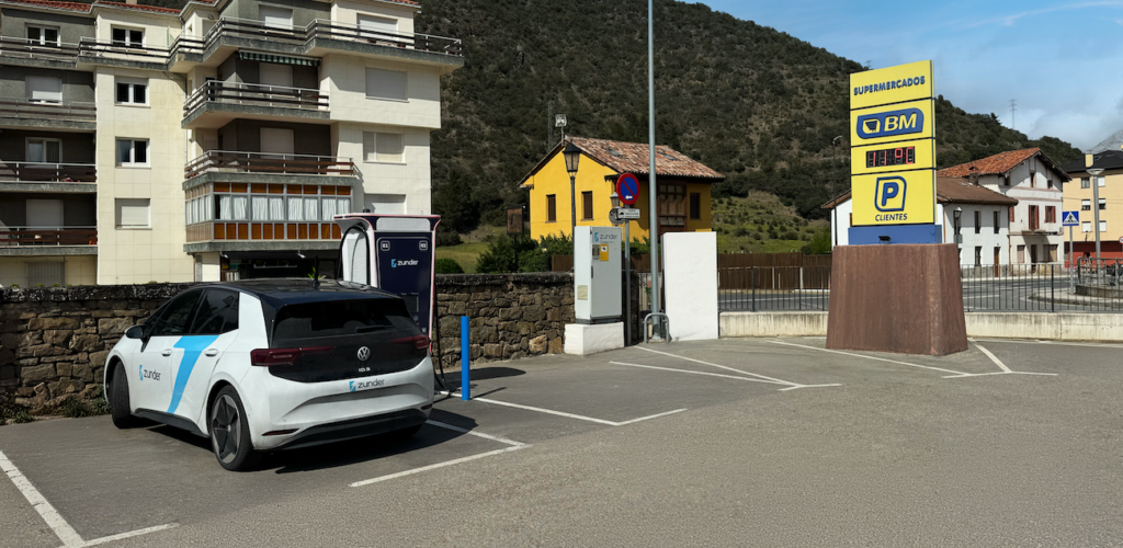 Estación de Carga de Zunder en BM Potes